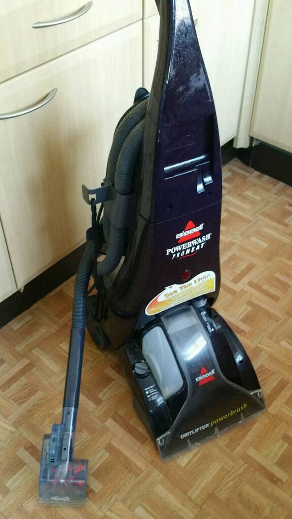 Bissell Powerwash Proheat Carpet Cleaner in Ferryhill, County Durham