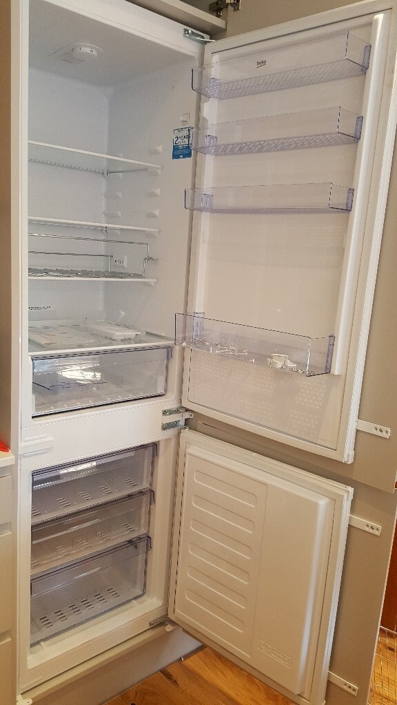 !!NEW!! RPR £340 BEKO BCFD173 Integrated 70/30 Fridge Freezer built
