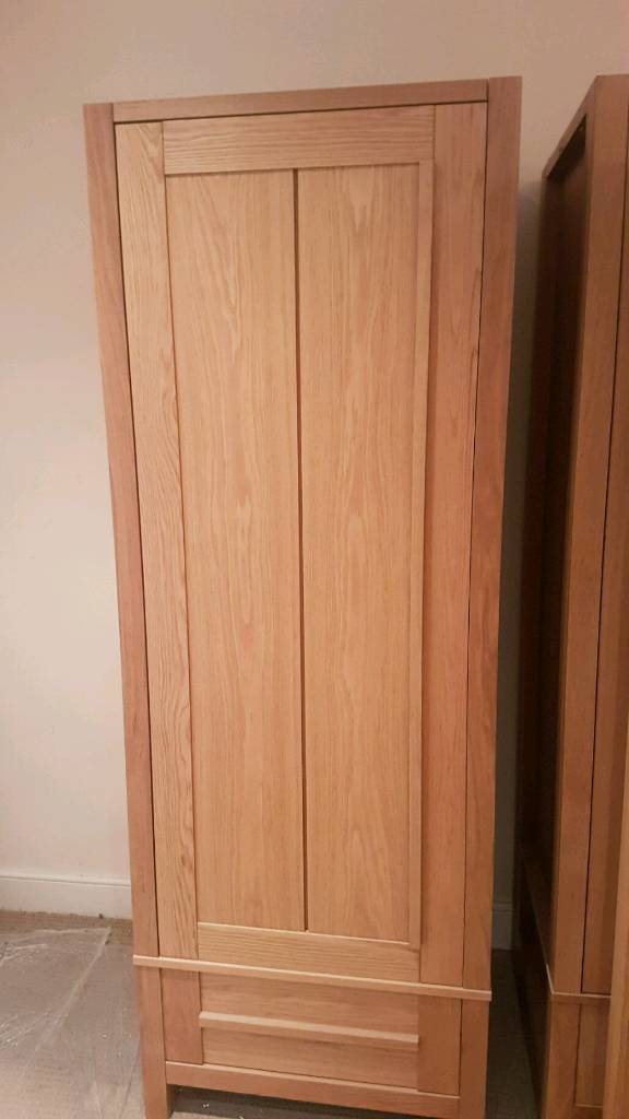 Single Oak Wardrobe In New Town Edinburgh Gumtree