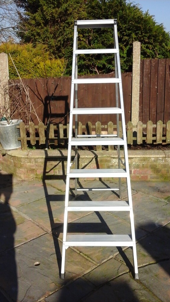 Youngman 8 Tread Step Ladder in Dunstable, Bedfordshire Gumtree