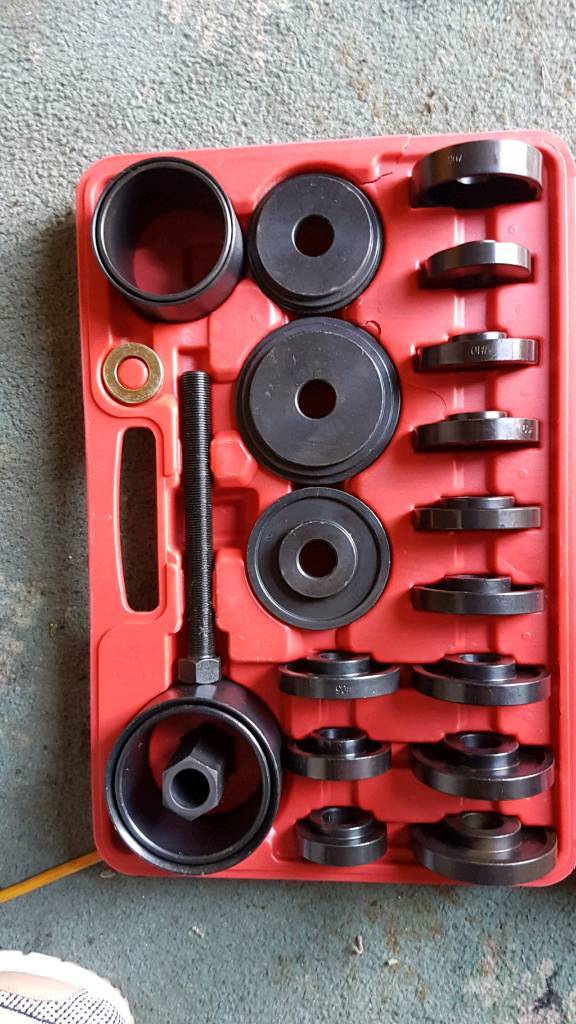Press and wheel bearing press kit in Newtown St Boswells, Scottish