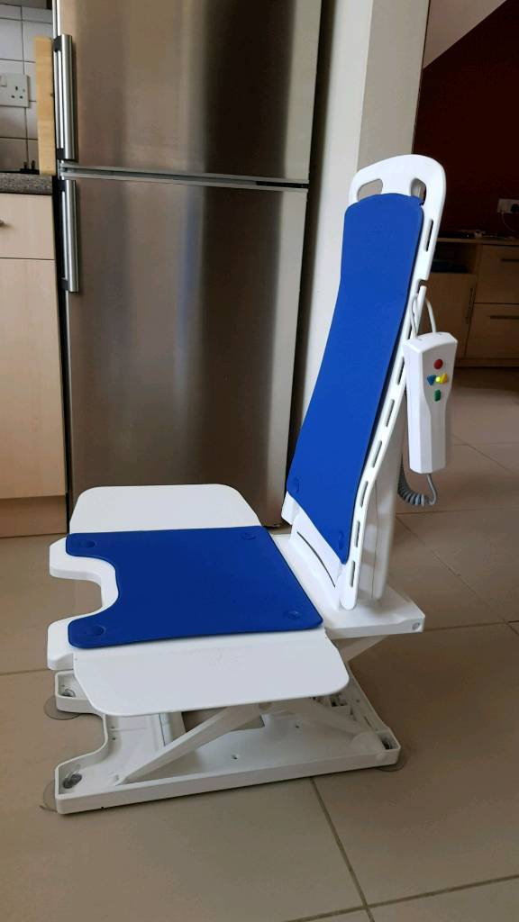 Bath Lift Akkulift Bellavita Bathlift in Norwich, Norfolk Gumtree