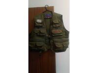 Fishing Vest and Jacket Ron Thompson Ontario removeable sleeves Windproof and Waterproof All Sizes