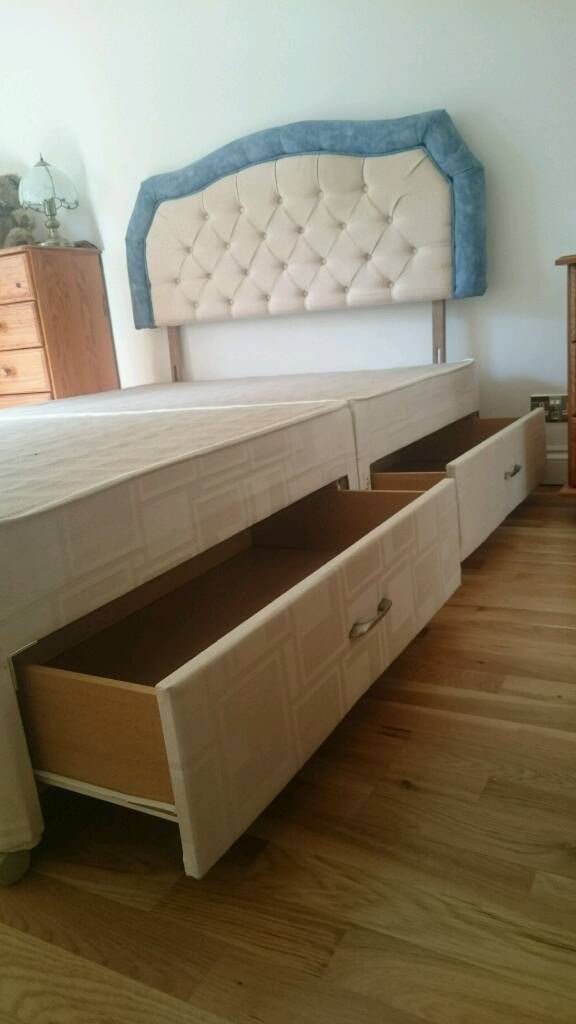 Double Divan bed base 4ft 6 with 4 drawers and headboard in