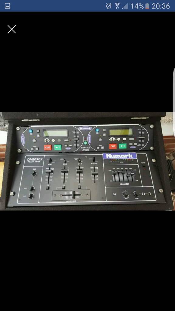 Numark twin cd dj decks. Mixer amp and flight case in Long Eaton