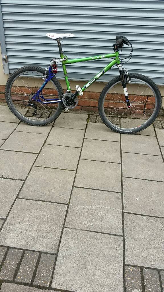GT LTS Dual Suspension Mountain Bike, 26" Wheels, 21 Speed, 20" Frame in Selly Park, West