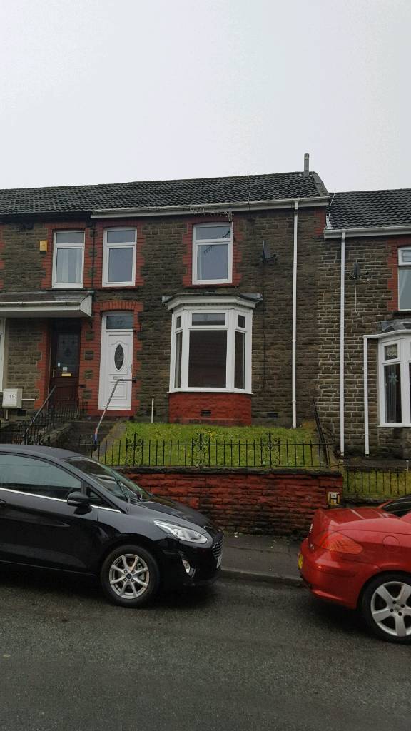 4 bed house in Maesteg, Bridgend Gumtree