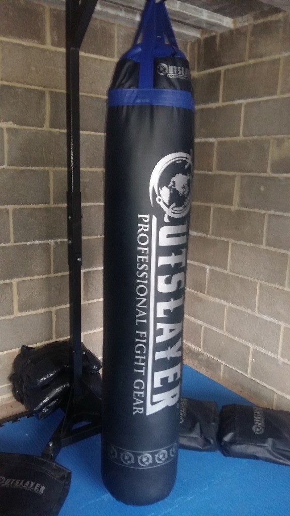 Outslayer 150LB 6FT Muay Thai Training Bag and STAND in Torquay