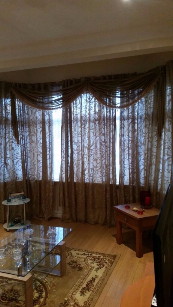 Light Gold Curtain Bay window in 3 Panels with Curtain $ 86 JPG