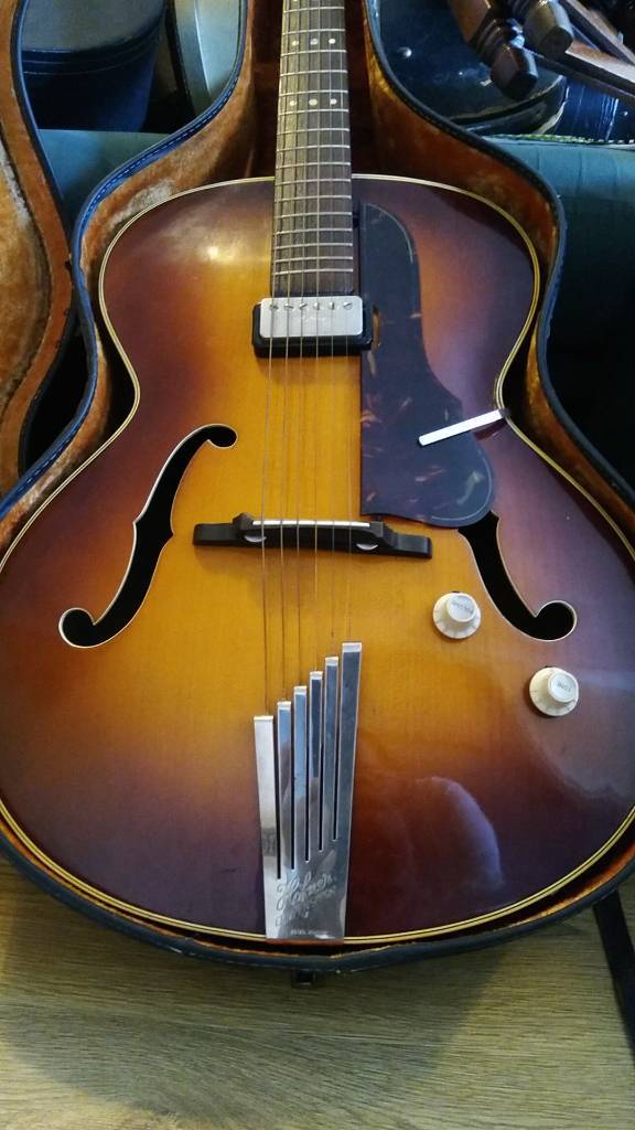 Hoffner president archtop electro acoustc guitar with hard case in
