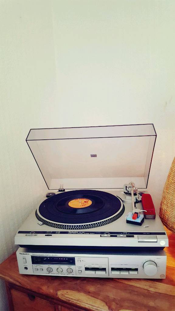 Technics Vinyl Player Deck and Amp | in Newcastle, Tyne and Wear | Gumtree