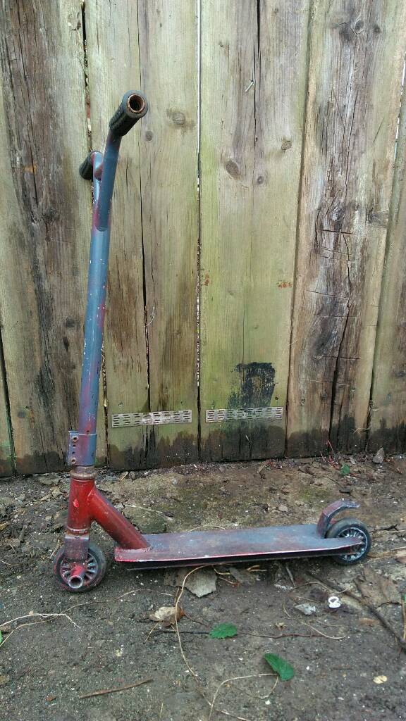 Stunt scooter with pegs in Newport Gumtree