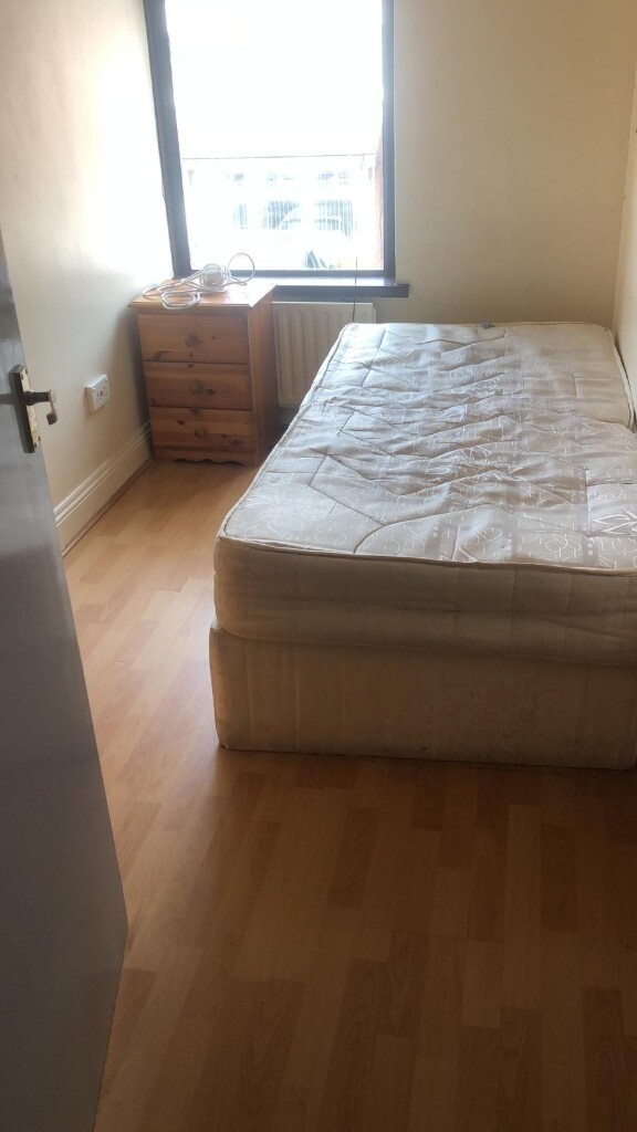 Single Bedroom 270gbp Per Month In Belfast City Centre Belfast Gumtree