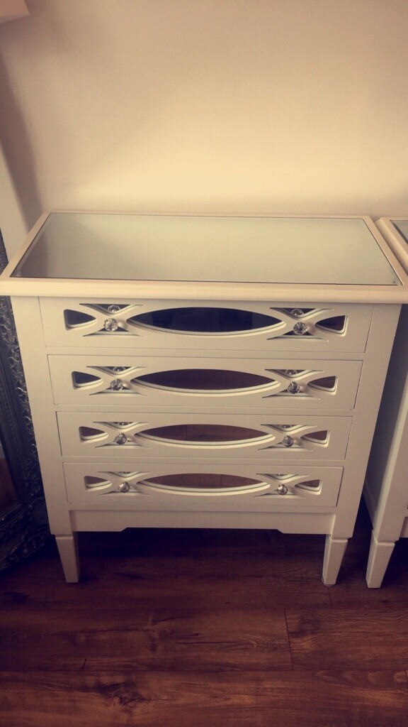 Dressing Table & 2 matching Chest of Drawers in Westhill
