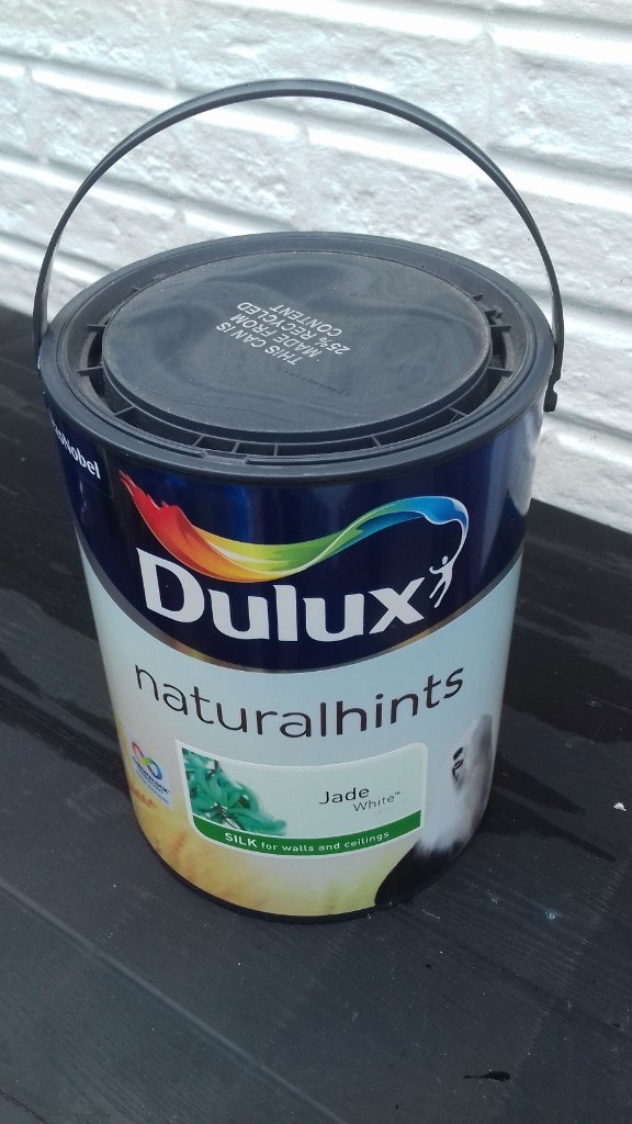 5 litre tin of paint. JADE white. Dulux brand new. Unopened. in