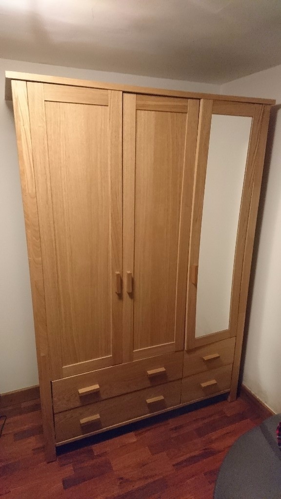 Pine Doors Homebase 3 Door Oak Veneer Wardrobe Original