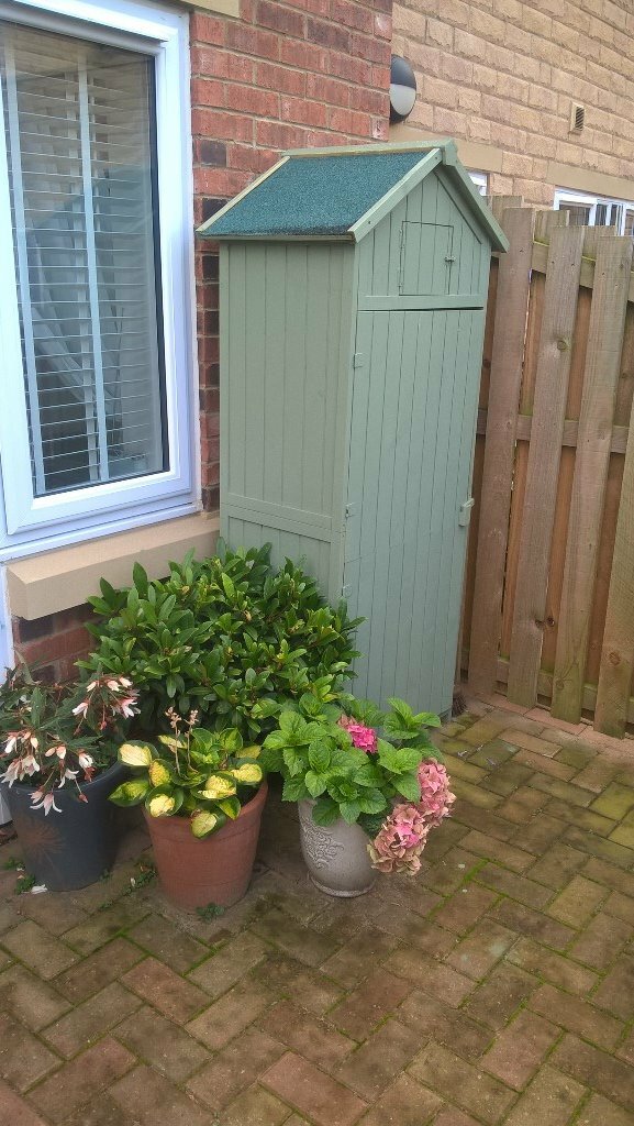 GARDEN SENTRY SHED ALMOST NEW in Pickering, North Yorkshire Gumtree