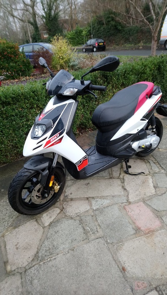 Aprilia SR Motard 50cc * LOW MILEAGE * | in Worcester Park ...