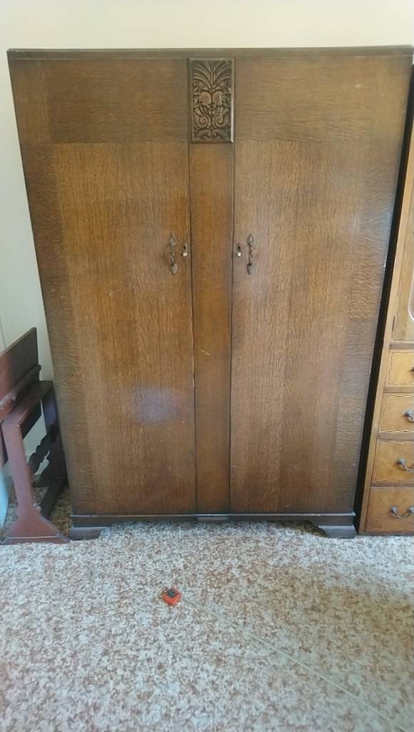 Free Old Fashioned Wardrobe In Whitley Bay Tyne And Wear