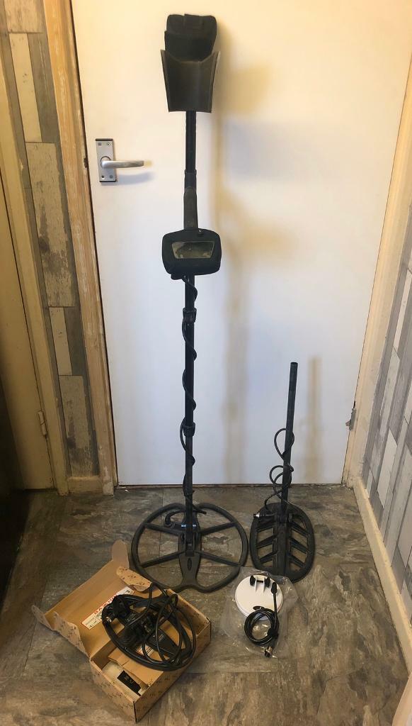 T2 special edition metal detector in AshtonunderLyne