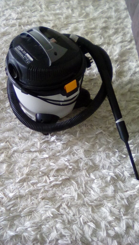 TITAN TTB350 1300W WET & DRY 16L VACUUM CLEANER (NO ACCESSORIES) in