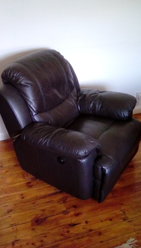 Lazy boy style brown leather electric recliner chair in Durham