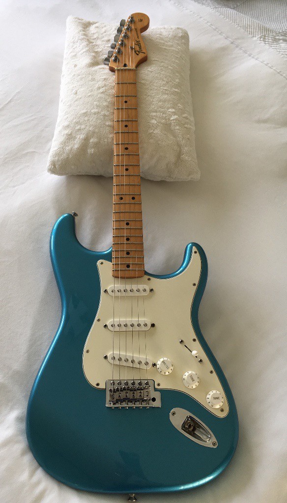 Nexia stratocaster 270