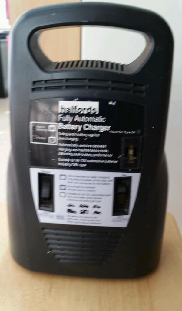 Halfords battery charger in Rhiwbina, Cardiff Gumtree