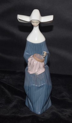 Lladro Figurine 