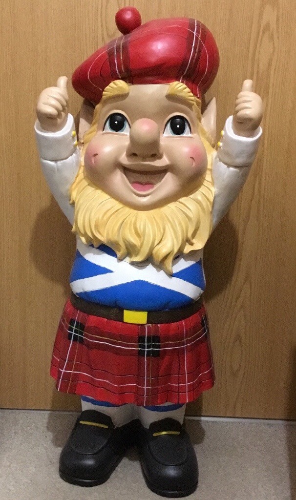 Large 2 1/2 foot Scottish Scotland garden gn   ome in new 