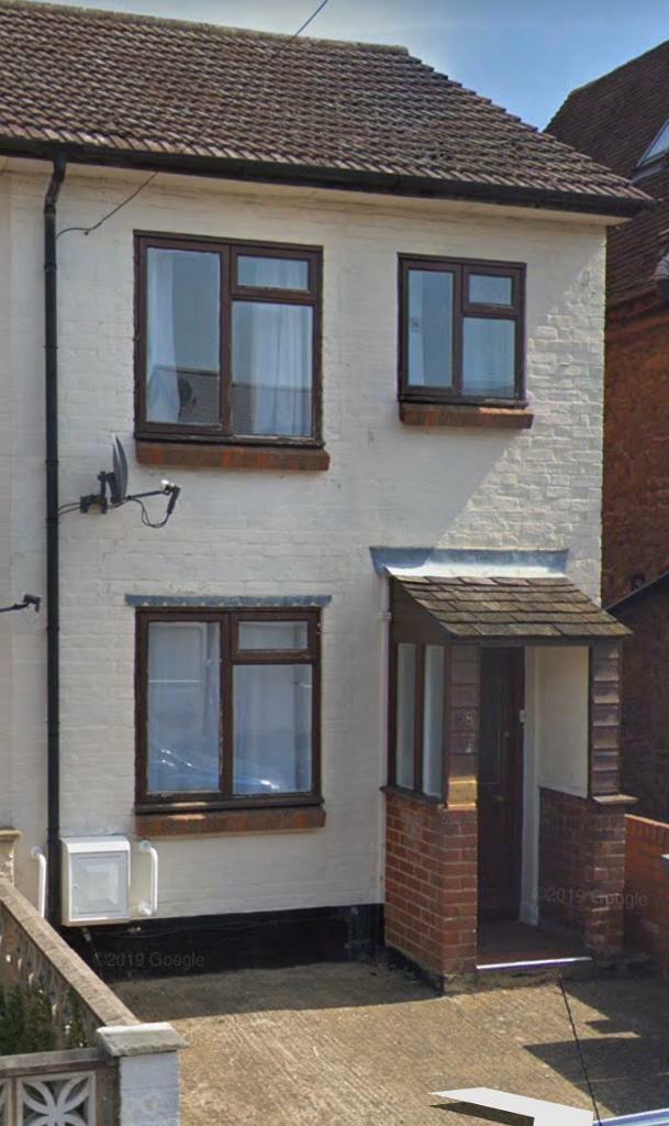 3 Bedroom House Kings Road, Godalming, Surrey in Godalming, Surrey