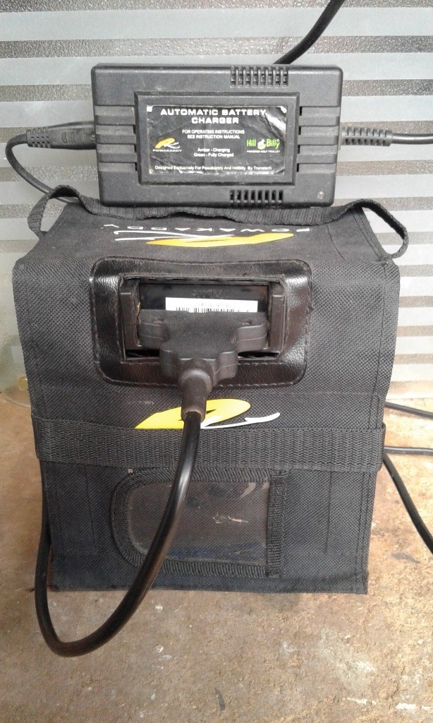 POWAKADDY BATTERY AND POWAKADDY BATTERY CHARGER in Hartlepool, County