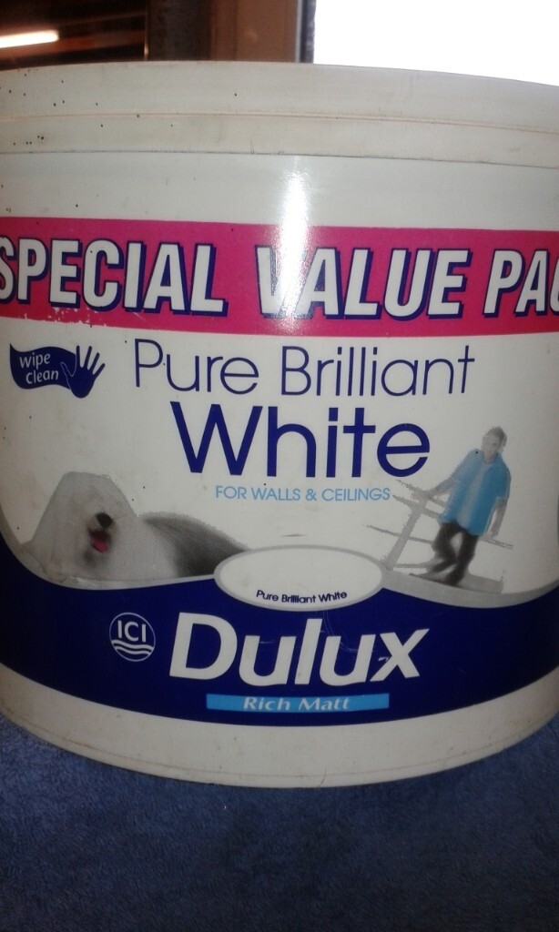 Dulux Pure Brilliant White Matt Emulsion waterbased paint 7 litres