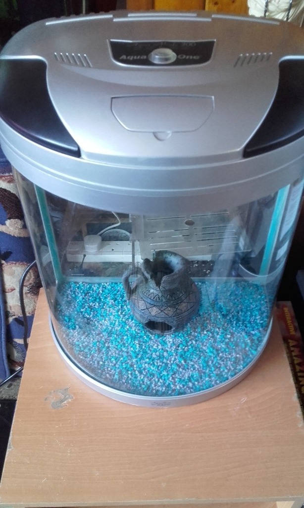 "AQUA MODE 300" AQUARIUM/ FISH TANK/ PETS in Blackpool, Lancashire