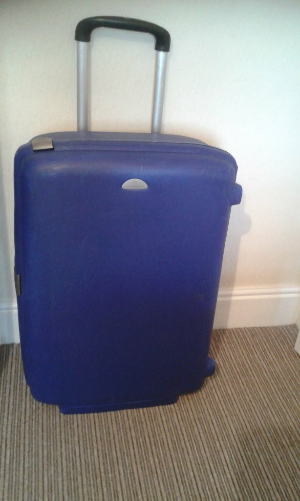 samsonite big suitcase