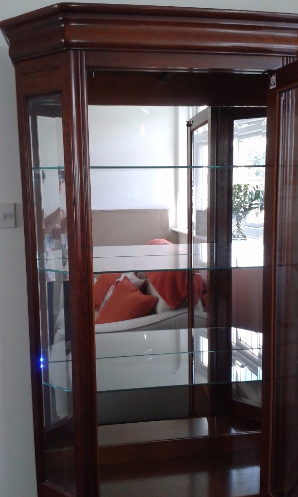 Display Cherry Wood Ernest Menard manufacturer in