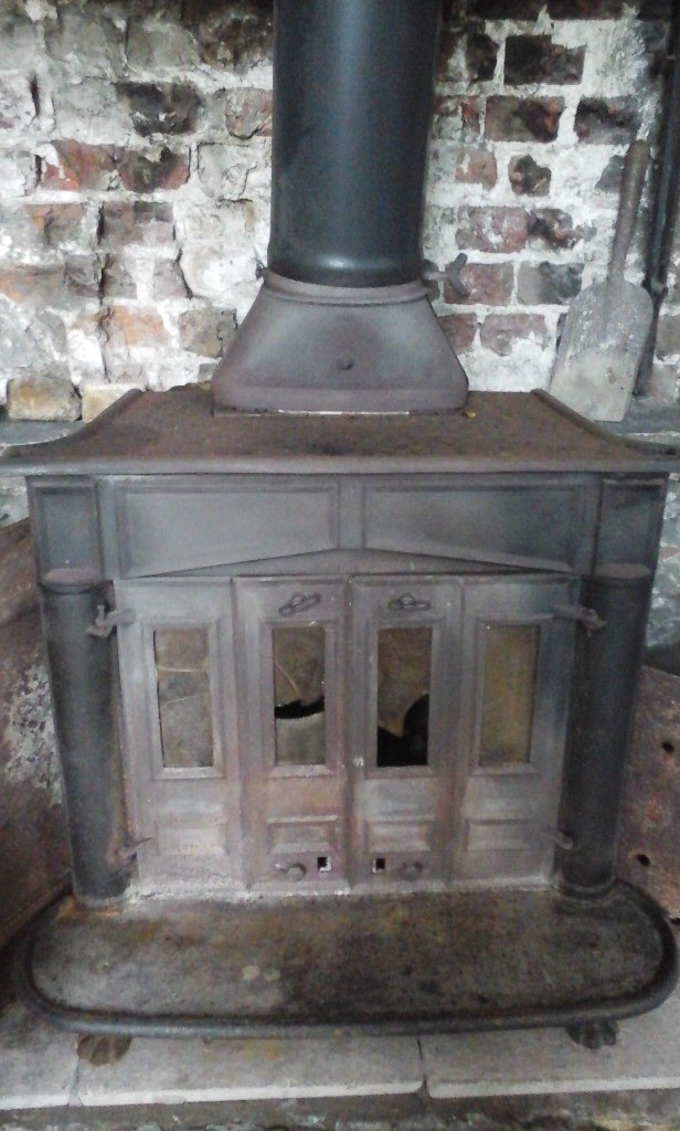 Large Franklin Woodburning Multifuel Stove Log Burner in Fraserburgh