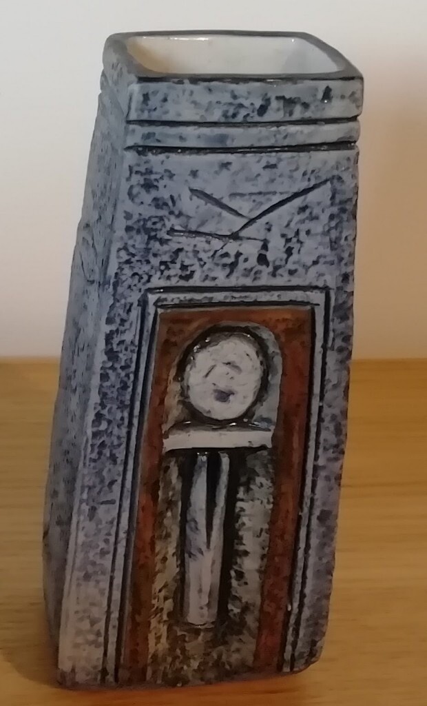 Lovely Troika Coffin Vase Signed Pb Penny Black 1960s