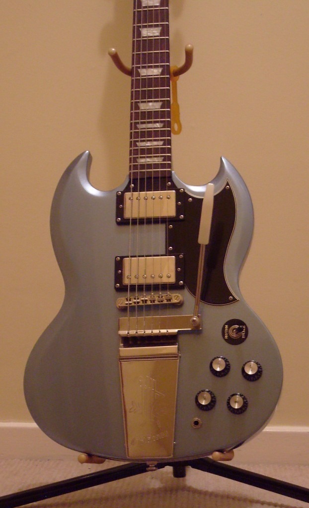 Epiphone SG with Maestro Tremolo (Limited Edition) + Hard Case | in