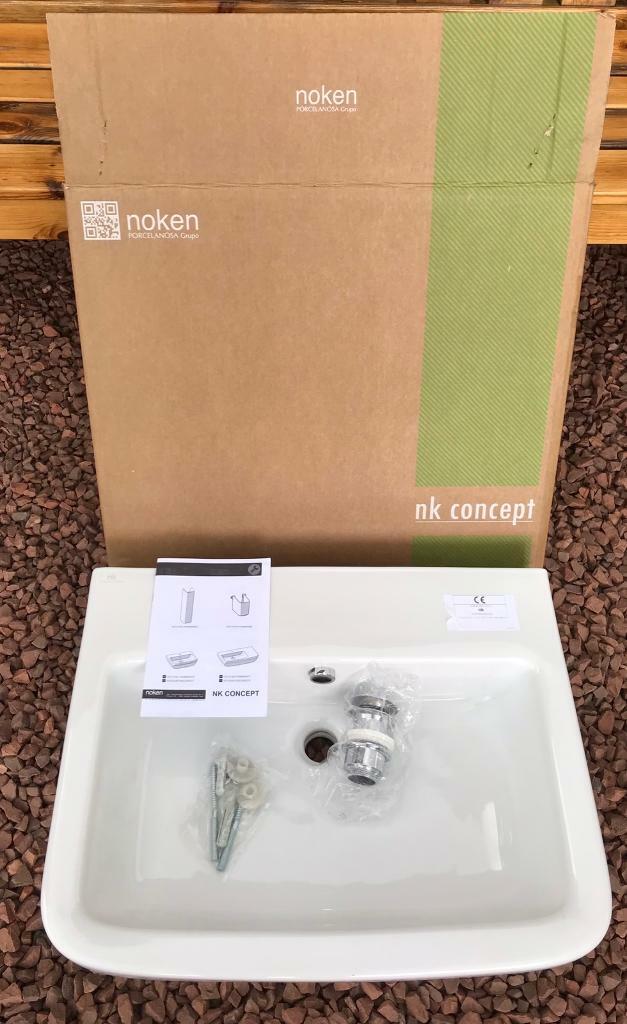NEW â€˜Porcelanosaâ€™ Sink and Attachments | in Larkhall 