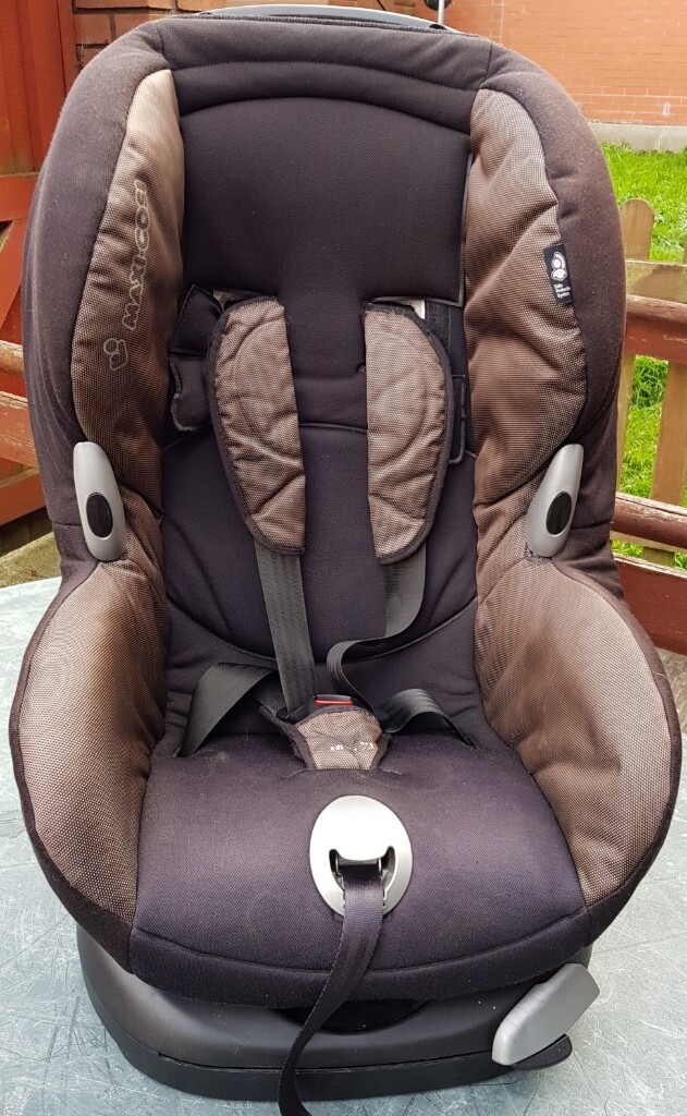 MaxiCosi child car seat. 918 kg (9 months to 4 years). In used but