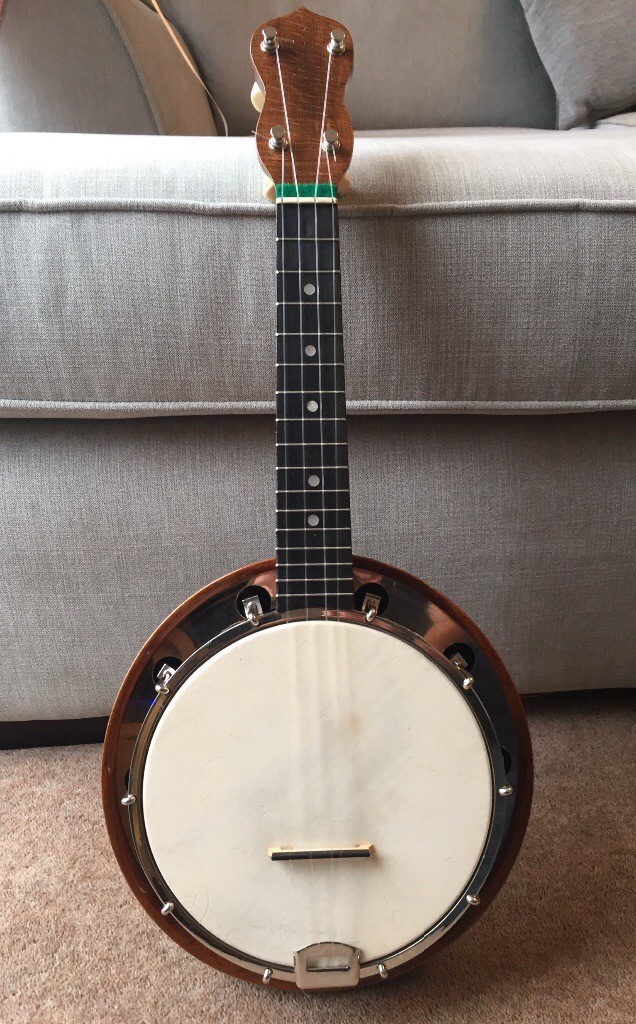 Ukulele banjo banjolele formby dallas “c” inc case in Exhall