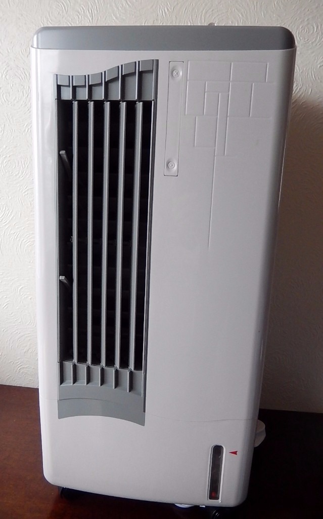 HomeBase LF320 60W Air Cooler with oscillating 3 speed fan and remote