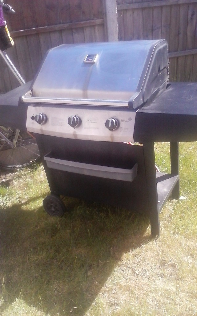 Second hand BBQ for sale fully working order in Nuneaton