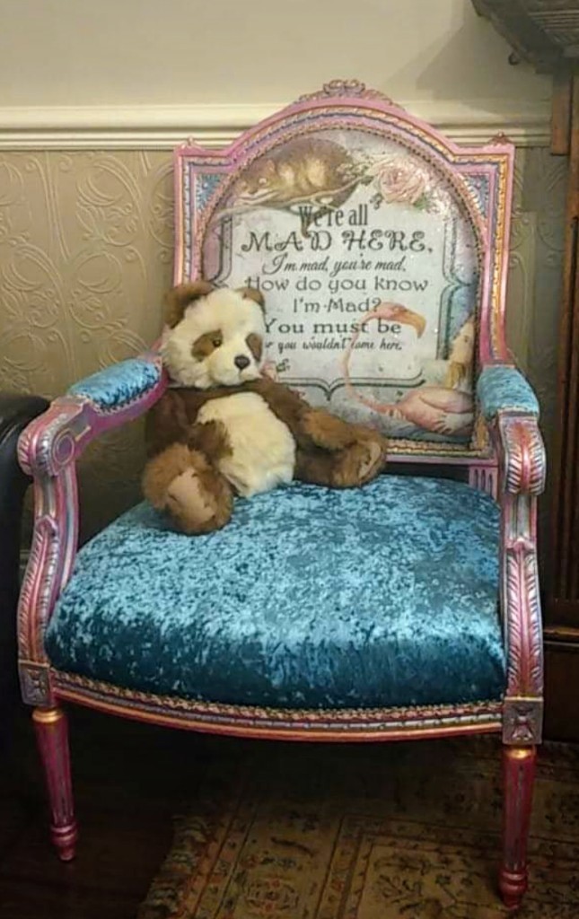 Alice in Wonderland themed throne chair in Hindley Green, Manchester Gumtree