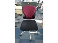 ***CLEARANCE EXECUTIVE CHAIR WITH FREE FLOAT LOCKABLE MECHANISM - £120.00+VAT