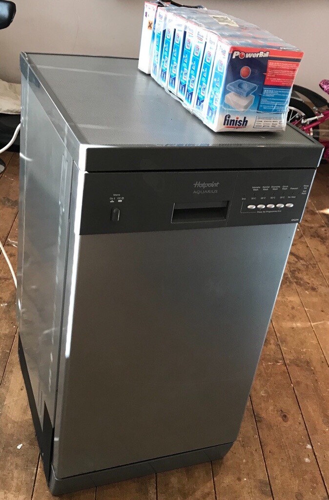 Hotpoint slimline dishwasher. Dc26. 450w 600d 850h. Metallic grey