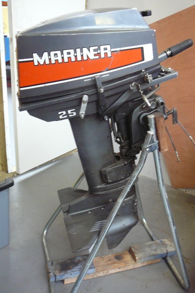 MARINER 25hp OUTBOARD ENGINE SHORT SHAFT, TILLER in Uddingston