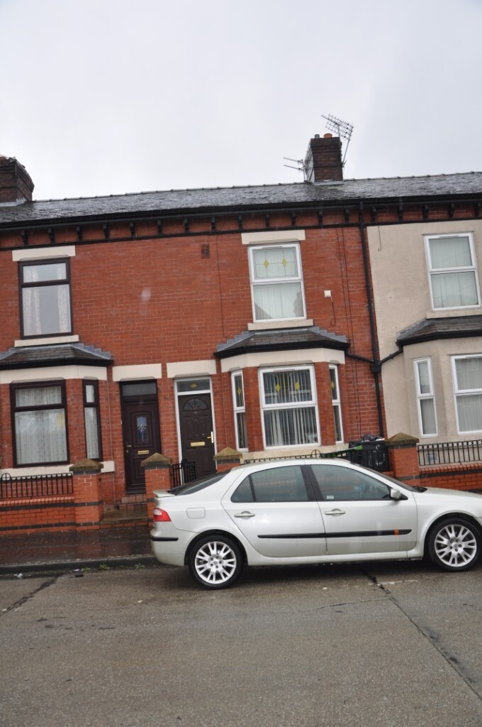 3 Bed Mid Terraced house in Clayton, Manchester in Clayton