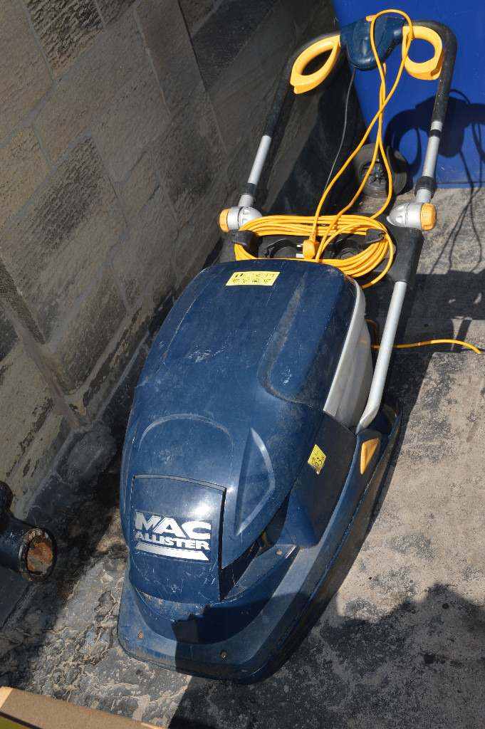 MAC ALLISTER ELECTRIC LAWN MOWER in Newcastle, Tyne and Wear Gumtree